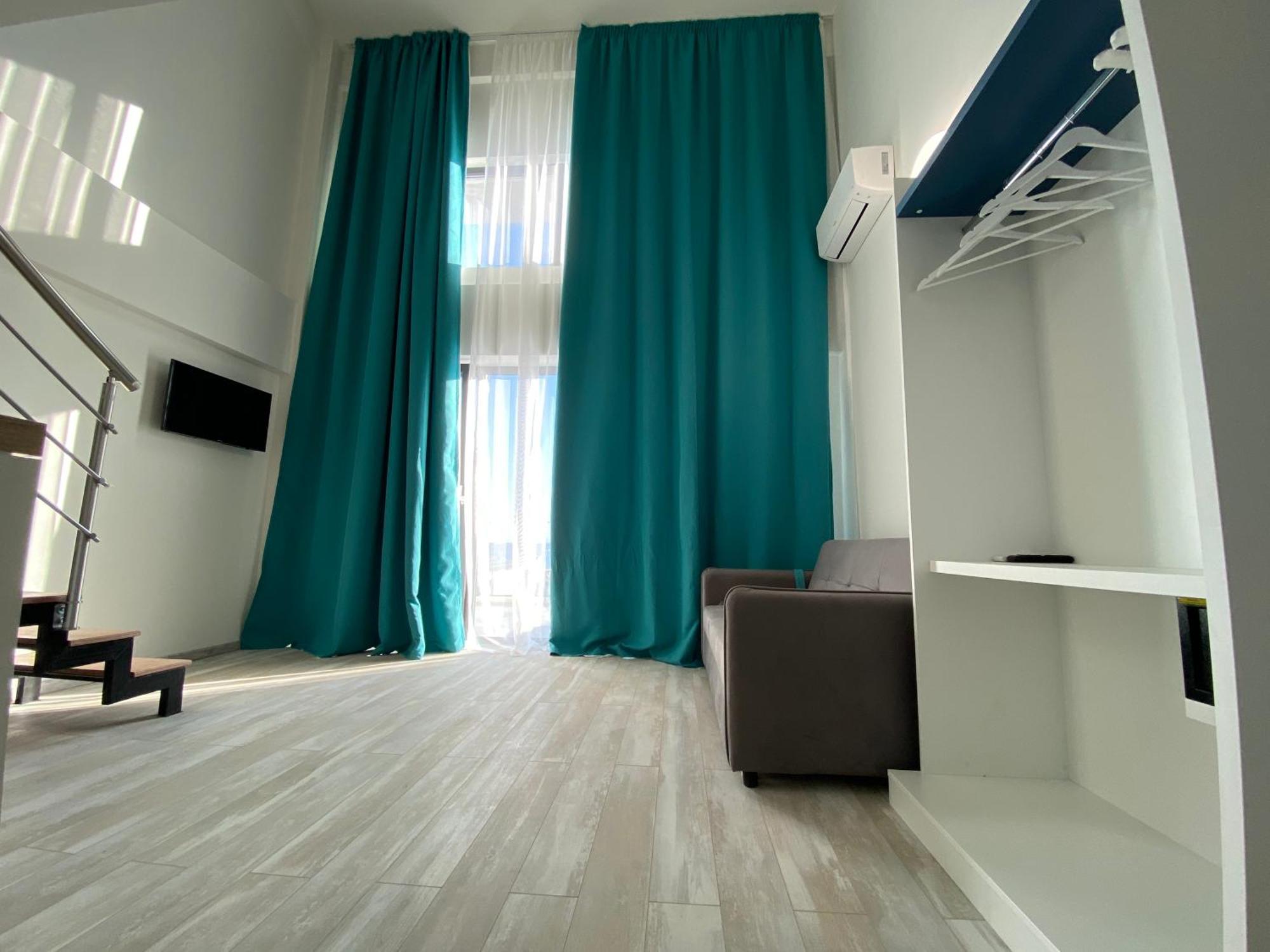 Opalium Beach Front Suites Potos Exterior photo
